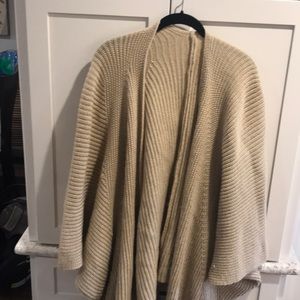 Comfy sweater . Anthropologie Large